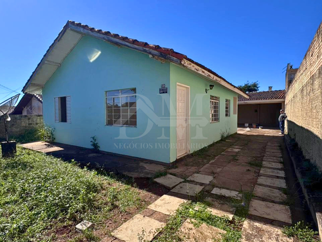 Casa 3 quartos e 2 banheiros, para alugar, no bairro Jardim Capivari em Jaguariaíva