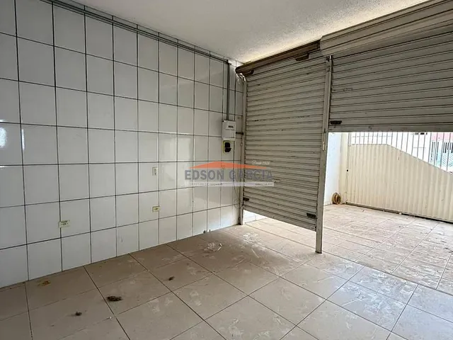 Casa 2 quartos e 4 banheiros, à venda, no bairro Parque São Bento em Sorocaba