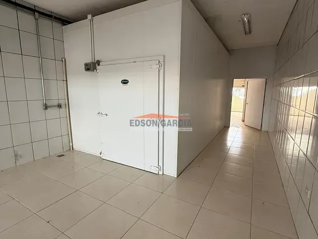Casa 2 quartos e 4 banheiros, à venda, no bairro Parque São Bento em Sorocaba