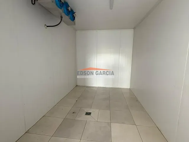 Casa 2 quartos e 4 banheiros, à venda, no bairro Parque São Bento em Sorocaba