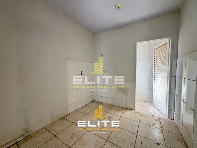 Casa com 200m² 2 quartos e 2 banheiros, à venda ou para alugar, no bairro Mário Raiter em Sorriso