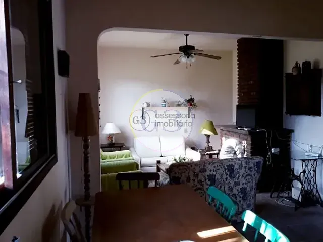 Casa 3 quartos e 1 banheiro, à venda, no bairro Laranjal em Pelotas