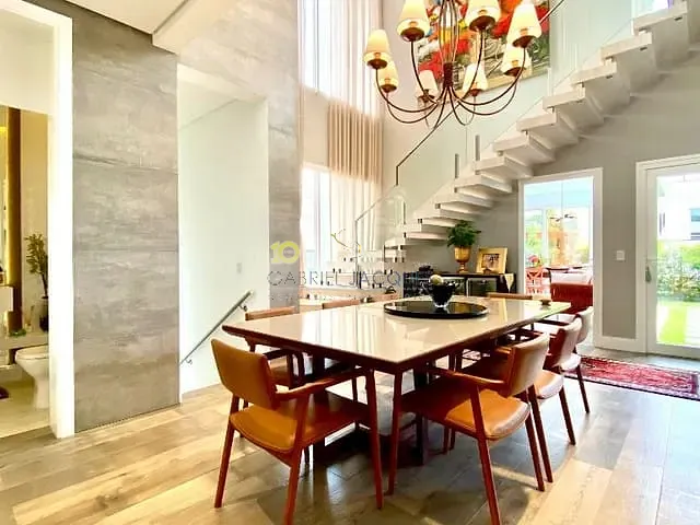 Casa com 432m² 3 quartos e 3 banheiros, à venda, no bairro Cidade Universitária Pedra Branca em Palhoça