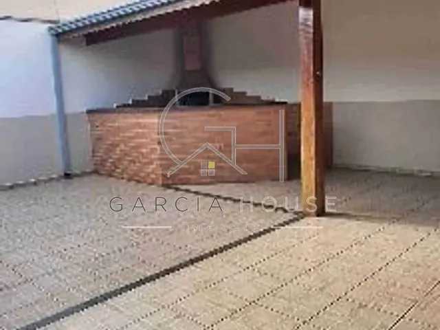 Casa com 374m² 5 quartos e 3 banheiros, à venda, no bairro Parque Residencial Cândido Portinari em Ribeirão Preto