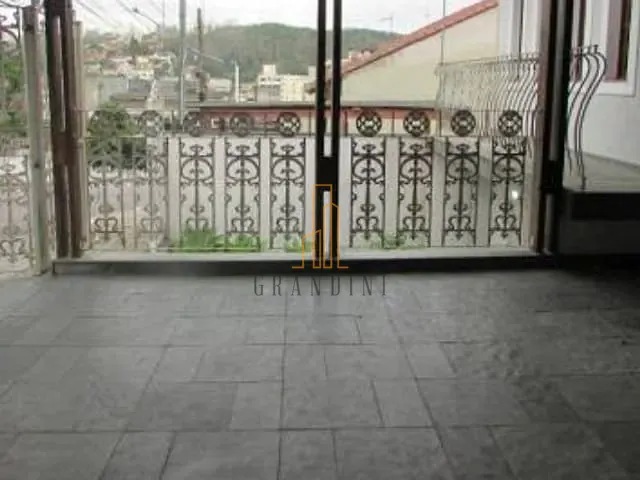 Casa com 250m² 3 quartos e 4 banheiros, à venda ou para alugar, no bairro Jardim Panorama em Ribeirão Pires
