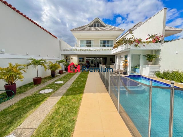Casa 5 quartos e 7 banheiros, à venda, no bairro Barra da Tijuca em Rio de Janeiro
