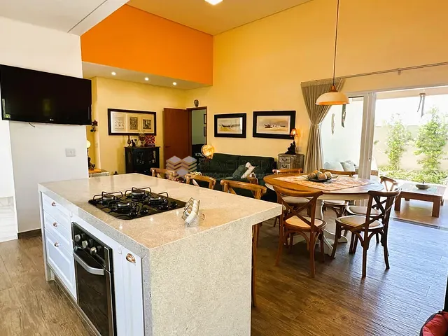 Casa com 304m² 3 quartos e 3 banheiros, à venda, no bairro Jardim Ermida I em Jundiaí