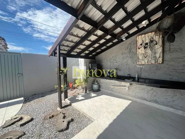 Casa com 300m² 3 quartos e 5 banheiros, à venda, no bairro Indaiá em Caraguatatuba