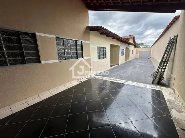 Casa com 100m² 9 quartos e 5 banheiros, à venda, no bairro Jardins Madri em Goiânia