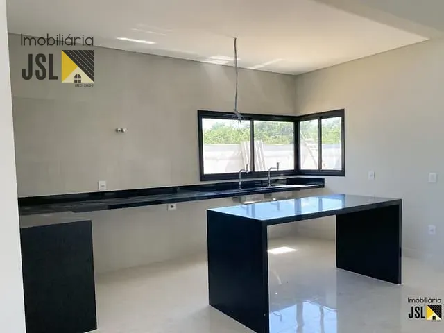 Casa com 536m² 4 quartos e 1 banheiro, à venda, no bairro Condomínio Terras do Vale em Caçapava