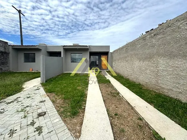 Casa com 175m² 3 quartos e 2 banheiros, à venda, no bairro São Gabriel em Colombo