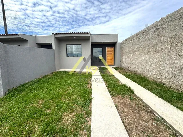 Casa com 175m² 3 quartos e 2 banheiros, à venda, no bairro São Gabriel em Colombo