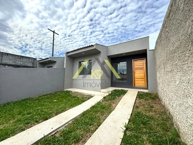 Casa com 175m² 3 quartos e 2 banheiros, à venda, no bairro São Gabriel em Colombo