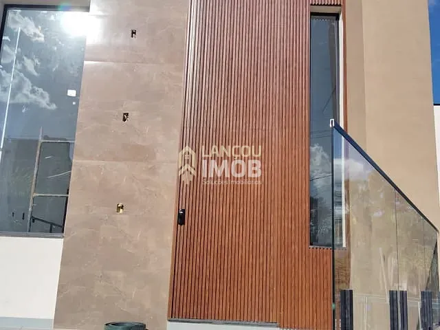 Casa com 320m² 3 quartos e 3 banheiros, à venda, no bairro Loteamento Villaggio di San Francisco em Jundiaí