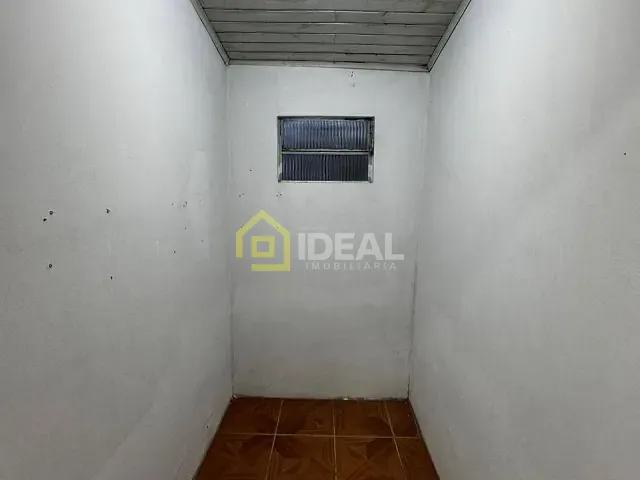 Casa com 125m² 4 quartos e 2 banheiros, à venda, no bairro Centro em Concórdia