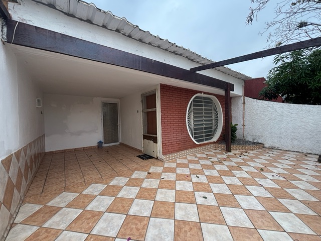 Casa com 200m² 3 quartos e 2 banheiros, para alugar, no bairro Vila Maria Luiza em Jundiaí