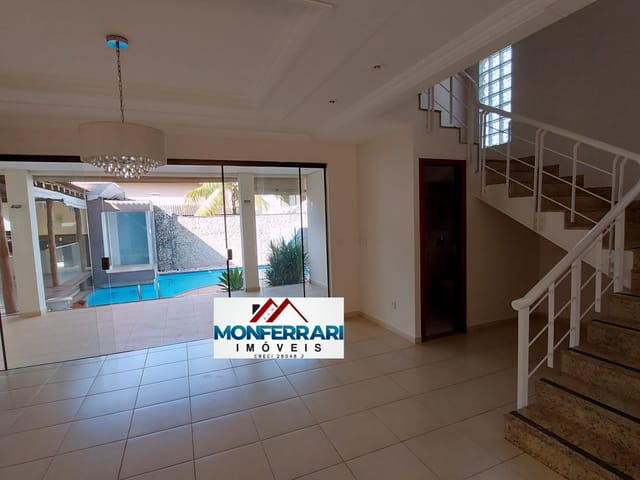 Casa 4 quartos e 7 banheiros, à venda, no bairro Jardins Viena em Aparecida de Goiânia