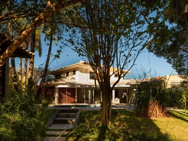 Casa 5 quartos e 5 banheiros, à venda ou para alugar, no bairro Lago Sul em Brasília