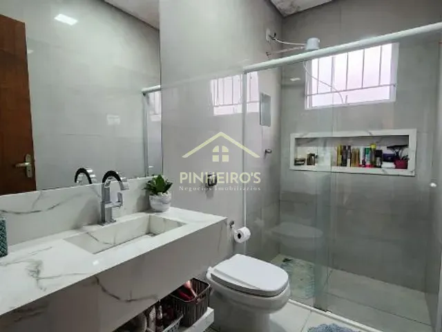 Casa com 252m² 2 quartos e 2 banheiros, à venda, no bairro Jardim Casa Grande em Cambé