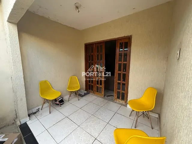 Casa 5 quartos e 3 banheiros, à venda, no bairro Santo Antônio em Juazeiro