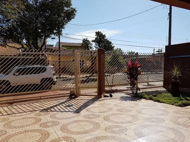 Foto do Casa - Casa com 3 dormitórios à venda, 180 m² por R$ 680.000,00 - Jardim Tókio - Londrina/PR | Premier Imóveis