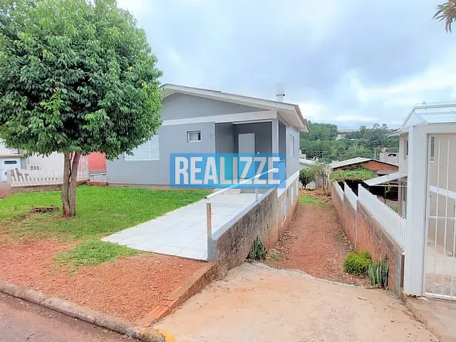Casa 3 quartos e 1 banheiro, para alugar, no bairro Santa Rita em Marau