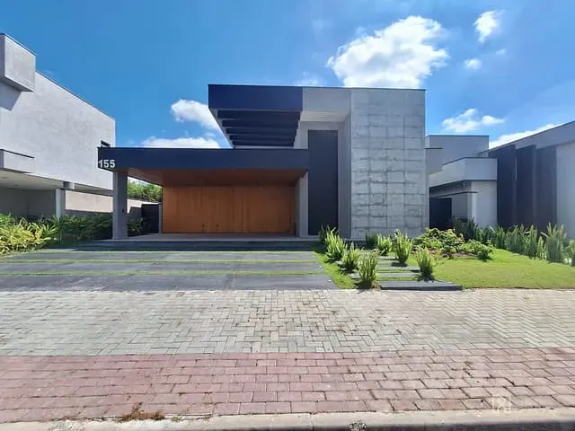 Casa 4 quartos e 6 banheiros, à venda ou para alugar, no bairro Condomínio Residencial Colinas do Paratehy em São José dos Campos