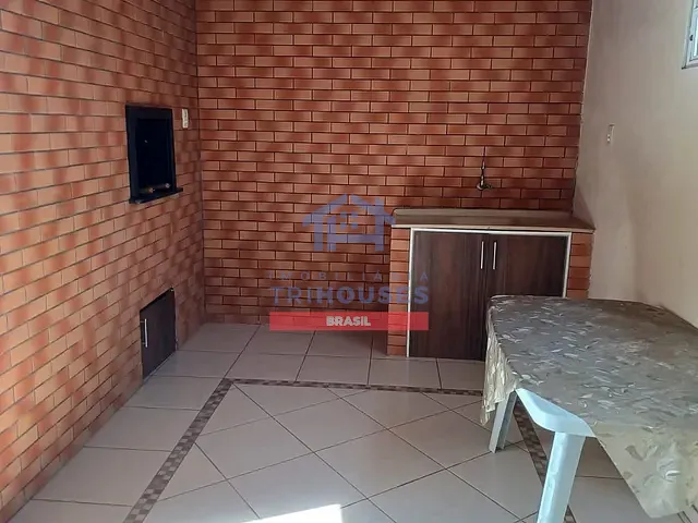 Casa com 160m² 2 quartos e 1 banheiro, à venda, no bairro Weissópolis em Pinhais
