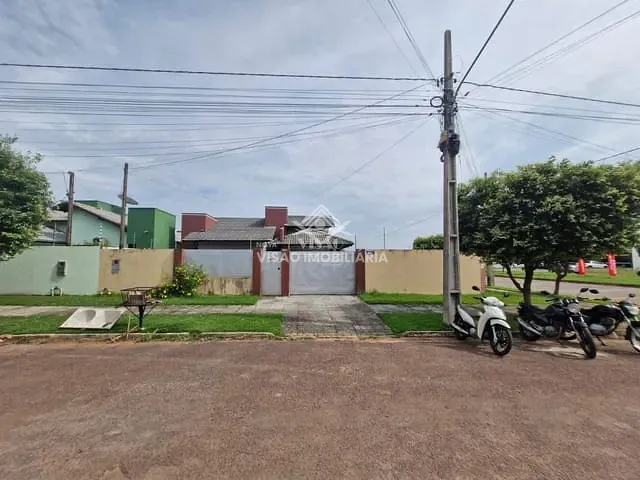 Casa com 285m² 2 quartos e 1 banheiro, à venda, no bairro FLORENÇA em Sinop