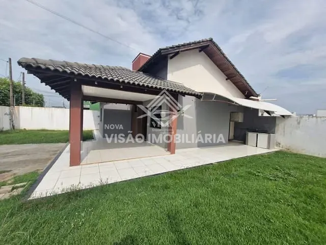 Casa com 285m² 2 quartos e 1 banheiro, à venda, no bairro FLORENÇA em Sinop