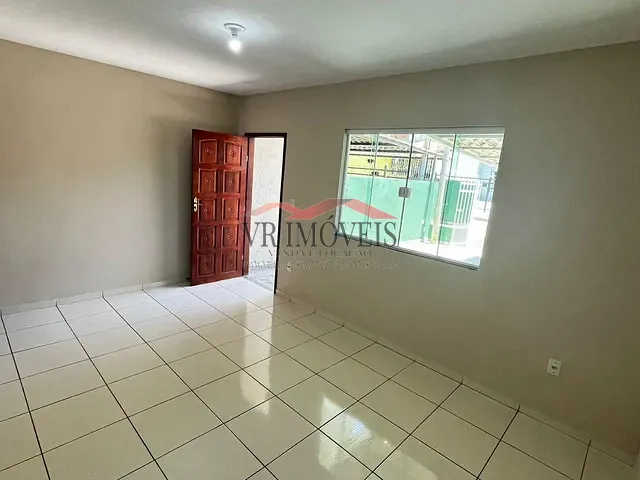 Casa 2 quartos e 1 banheiro, à venda, no bairro Bairro de Fátima (Califórnia da Barra) em Barra do Piraí