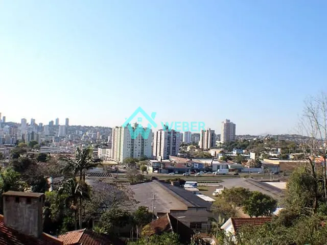 Casa com 683m² 3 quartos e 2 banheiros, à venda, no bairro Primavera em Novo Hamburgo