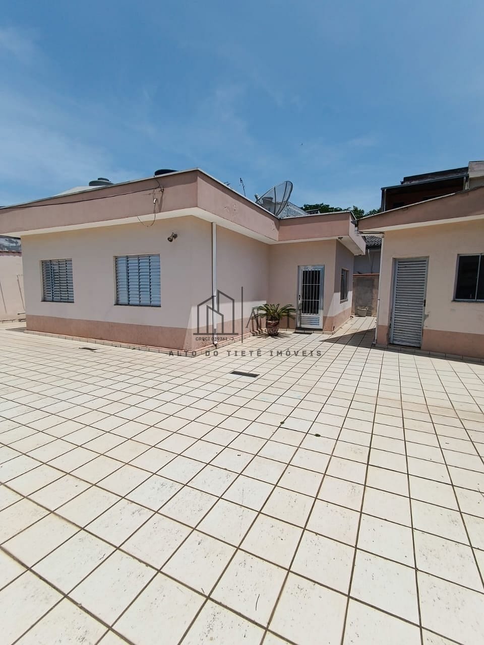 Casa, 3 quartos, 182 m² - Foto 1