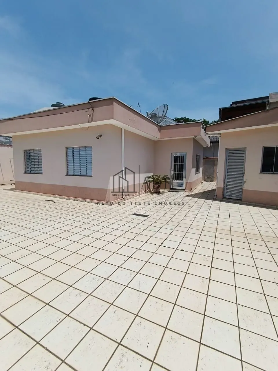 Casa, 3 quartos, 182 m² - Foto 1