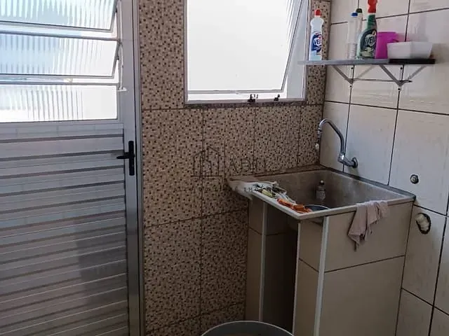 Casa 3 quartos e 1 banheiro, à venda, no bairro Cesar de Souza em Mogi das Cruzes