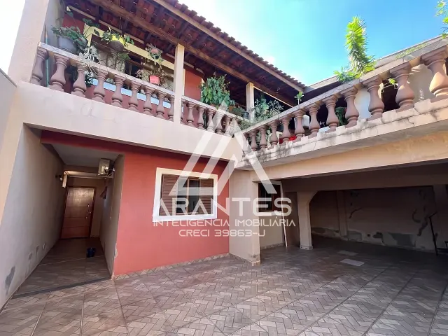 Casa 5 quartos e 4 banheiros, à venda, no bairro Zequinha Amêndola em Barretos