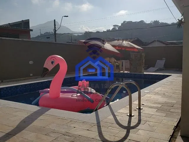Casa com 383m² 3 quartos e 1 banheiro, à venda, no bairro Estrela d'Alva em Caraguatatuba