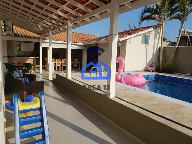 Casa com 383m² 3 quartos e 1 banheiro, à venda, no bairro Estrela d'Alva em Caraguatatuba