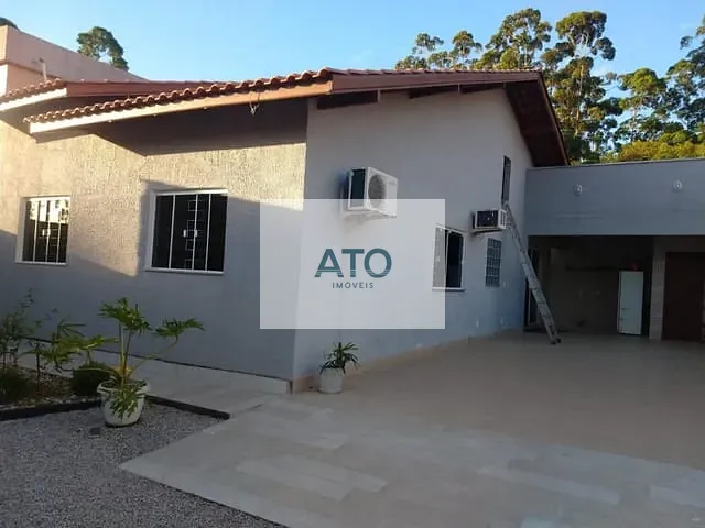 Casa com 363m² 3 quartos e 1 banheiro, à venda, no bairro Areias em Tijucas