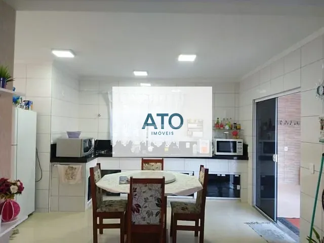 Casa com 363m² 3 quartos e 1 banheiro, à venda, no bairro Areias em Tijucas