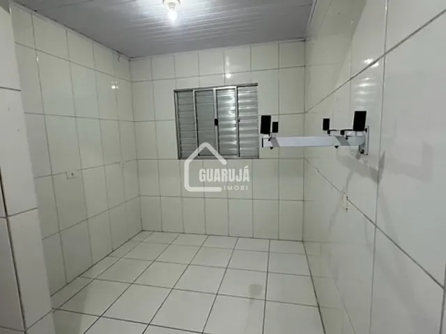 Casa 3 quartos e 2 banheiros, à venda, no bairro Jardim Monteiro da Cruz (Vicente de Carvalho) em Guarujá