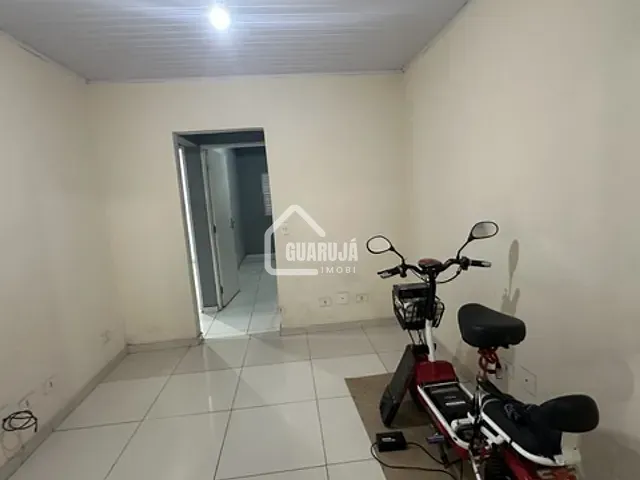 Casa 3 quartos e 2 banheiros, à venda, no bairro Jardim Monteiro da Cruz (Vicente de Carvalho) em Guarujá