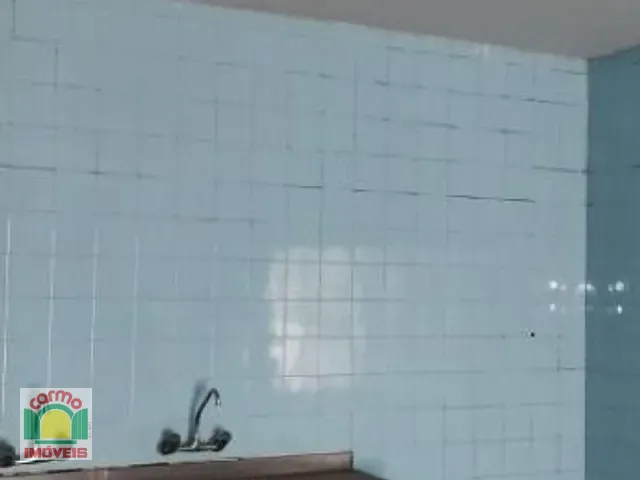 Casa com 400m², para alugar, no bairro Centro em Anápolis