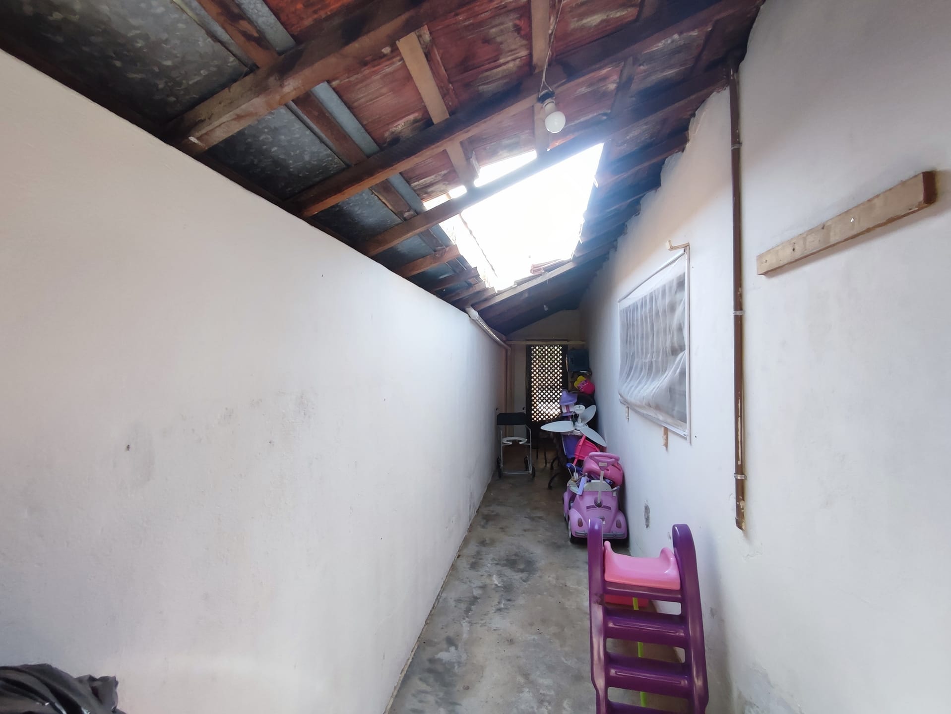 Casa à venda com 4 quartos, 300m² - Foto 31