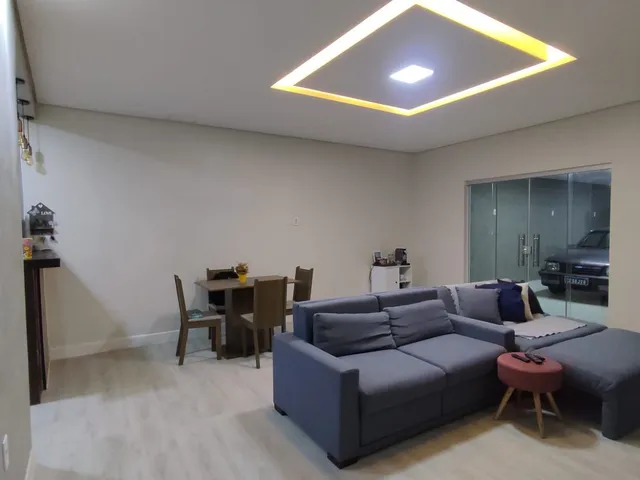 Casa com 330m² 3 quartos e 3 banheiros, à venda, no bairro Setor Habitacional Arniqueira (Águas Claras) em Brasília