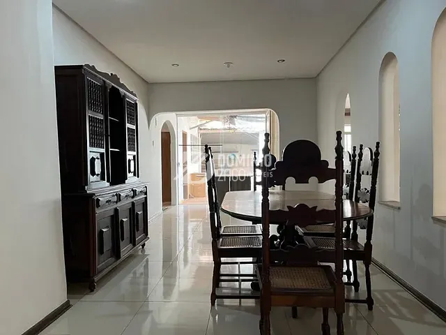 Casa com 212m² 4 quartos e 2 banheiros, à venda, no bairro Estados Unidos em Uberaba