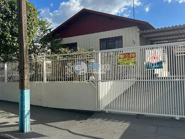 Casa com 300m² 3 quartos e 1 banheiro, à venda, no bairro Jardim Tókio em Londrina