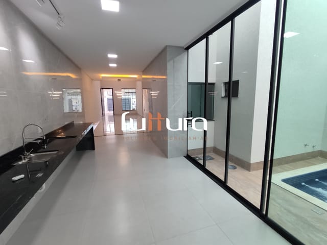 Casa com 210m² 3 quartos e 4 banheiros, à venda, no bairro Jardim Atlântico em Goiânia