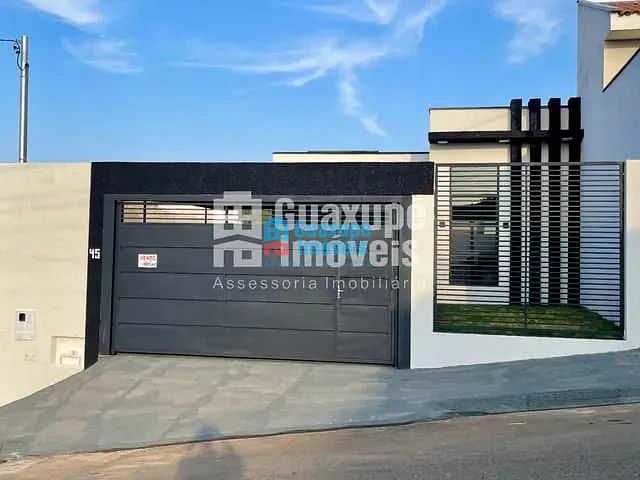Casa com 100m², à venda, no bairro Jardim Ouro Verde em Guaxupé