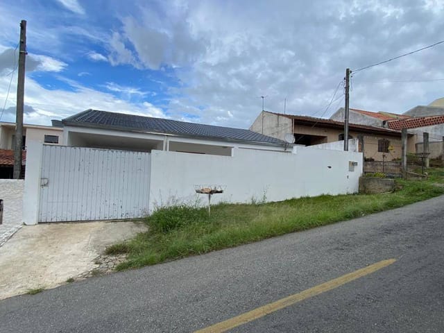 Casa com 160m² 3 quartos e 3 banheiros, à venda, no bairro Santo Antônio em São José dos Pinhais